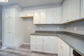 Photo #5: 41028605 Listing