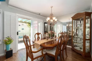 Photo #6: 41028672 Listing