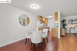 More Details about MLS # 41028687 : 22 MOSS AVE # 208