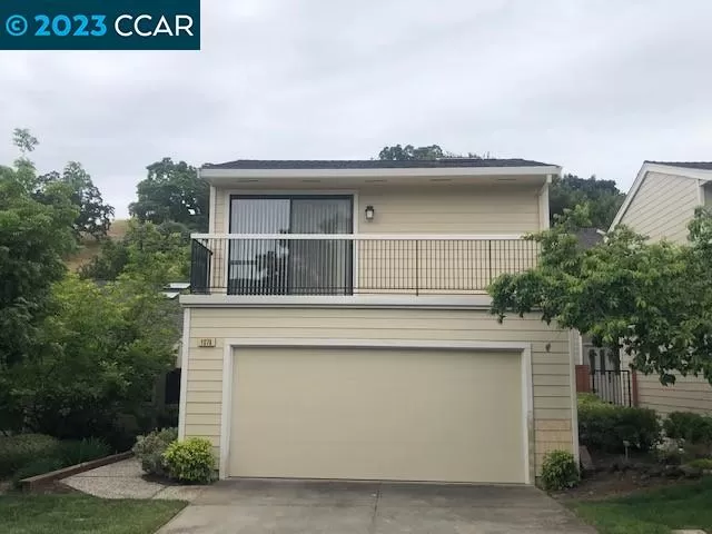 MLS: 41028706 Condo For Sale