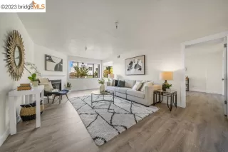 Photo #2: 41028707 Listing