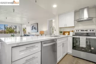 Photo #6: 41028707 Listing