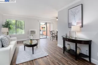 Photo #5: 41028763 Listing