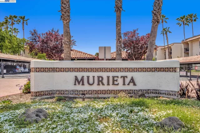 MLS: 41028784 Condo For Sale