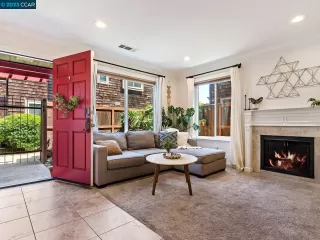 Photo #4: 41028789 Listing