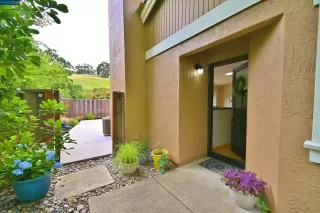 Photo #2: 41028802 Listing 