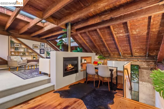 MLS: 41028804 Condo For Sale