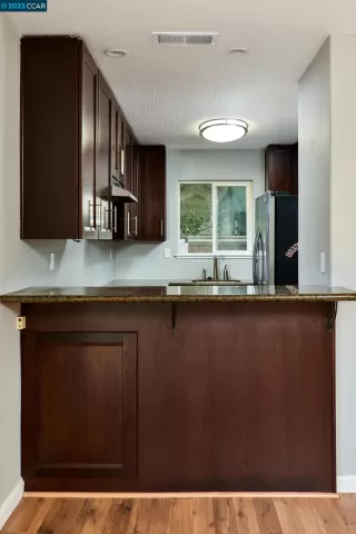 Photo #2: 41028805 Listing