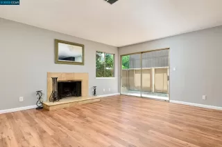 Photo #6: 41028805 Listing