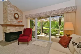 Photo #2: 41028838 Listing