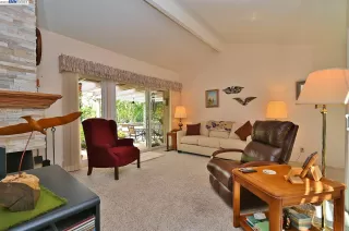 Photo #6: 41028838 Listing