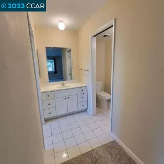 Photo #1: 41028839 Listing