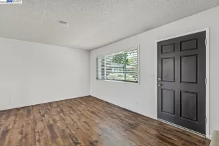 Photo #3: 41028915 Listing