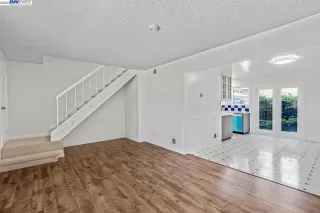 Photo #5: 41028915 Listing