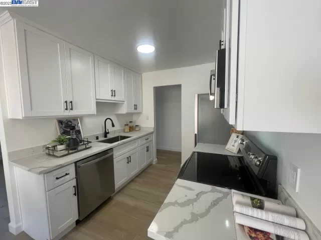 MLS: 41028970 Condo For Sale