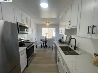 Photo #4: 41028970 Listing