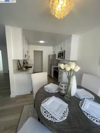 Photo #5: 41028970 Listing