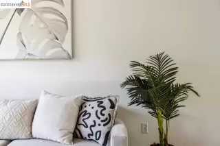 Photo #4: 41029092 Listing