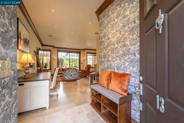 MLS: 41029109 Condo For Sale