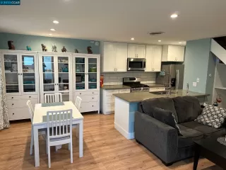 Photo #3: 41029156 Listing