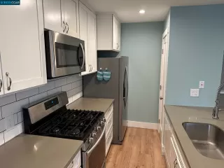 Photo #6: 41029156 Listing