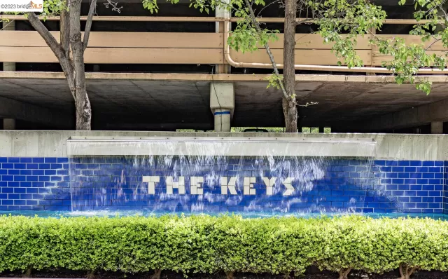 MLS: 41029182 Condo For Sale