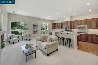 Photo #2: 41029250 Listing