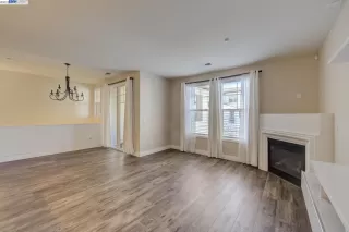 Photo #5: 41029420 Listing