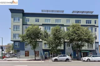 Photo #2: 41029454 Listing