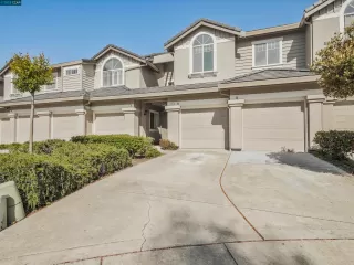 Click for more information on MLS # 41029479 : 301 SUTTON CIR More Details about MLS # 41029479 : 301 SUTTON CIR
