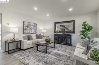Photo #3: 41029529 Listing