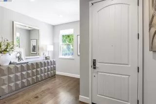 Photo #5: 41029534 Listing