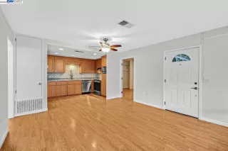 Photo #4: 41029545 Listing 