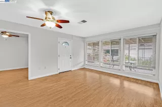 Photo #5: 41029545 Listing 