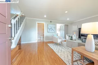 Photo #5: 41029641 Listing