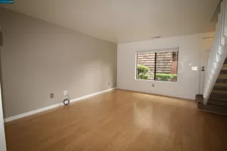 Photo #6: 41029651 Listing 