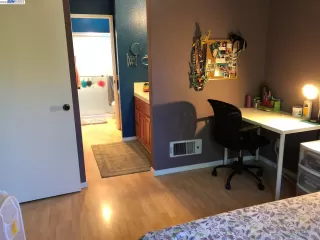 Photo #5: 41029660 Listing 