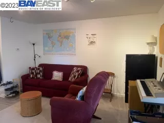 Photo #5: 41029738 Listing