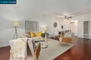 Photo #6: 41029751 Listing