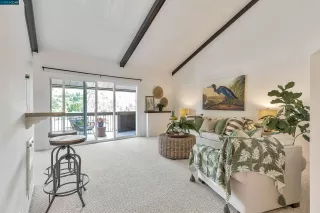 Photo #2: 41029759 Listing 