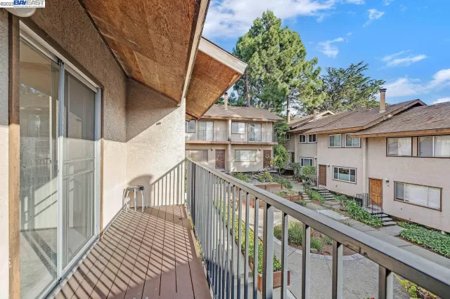 MLS: 41029778 Condo For Sale