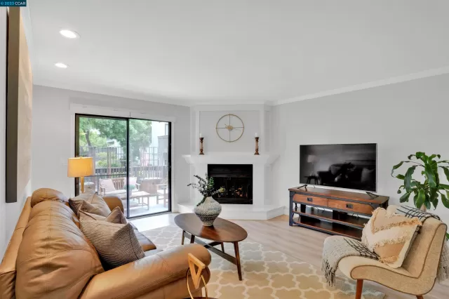 MLS: 41029782 Condo For Sale