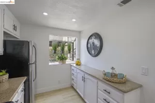 Photo #6: 41029809 Listing 