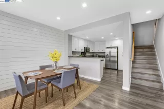 Photo #6: 41029829 Listing 