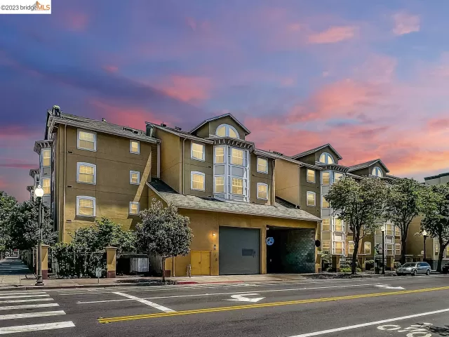 MLS: 41029847 Condo For Sale