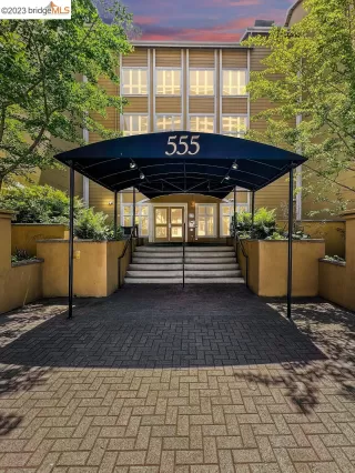 Photo #2: 41029847 Listing