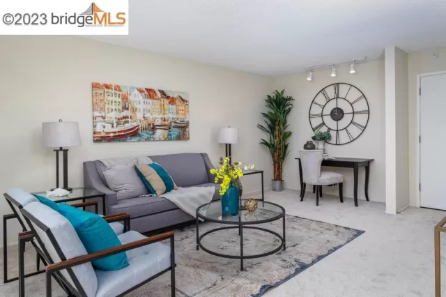 MLS: 41029976 Condo For Sale