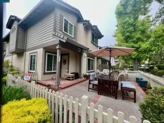 More Details about MLS # 41030003 : 7406 OXFORD CIR