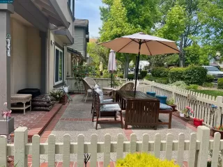 Photo #2: 41030003 Listing 