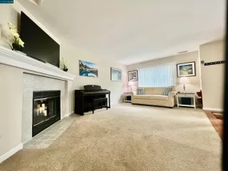 Photo #3: 41030003 Listing 